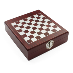 Zestaw do wina z szachami TREBB